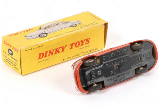 Lot 306 - DINKY TOYS (FRANCE) (1)