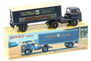 Lot 141 - DINKY TOYS (FRANCE) (1)