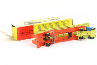 Lot 261 - DINKY TOYS (GB) (1)