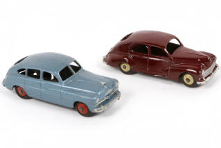 Lot 314 - DINKY TOYS (FRANCE) (2)