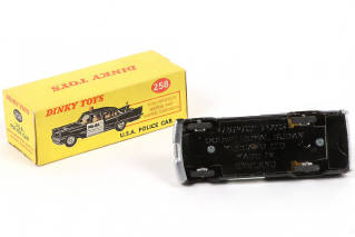 Lot 259 - DINKY TOYS (GB) (1)