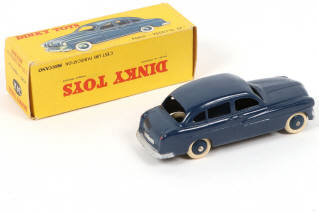 Lot 278 - DINKY TOYS (FRANCE) (1)