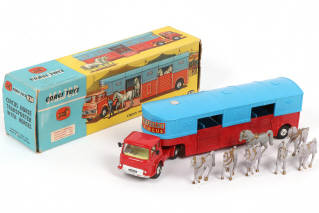 Lot 38 - CORGI TOYS (GB) (1)