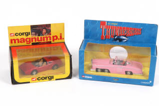 Lot 61 - CORGI TOYS (GB) (2)