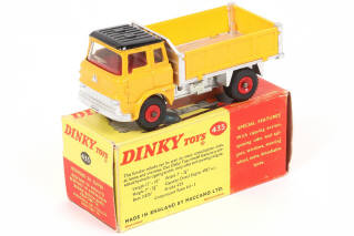Lot 277 - DINKY TOYS (GB) (1)