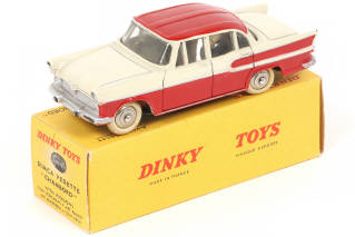 Lot 313 - DINKY TOYS (FRANCE) (1)