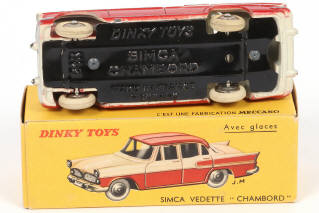 Lot 313 - DINKY TOYS (FRANCE) (1)