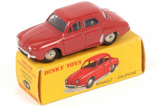 Lot 327 - DINKY TOYS (FRANCE) (1)