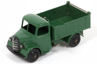 Lot 271 - DINKY TOYS (GB) (1)