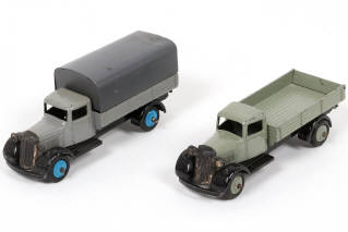 Lot 290 - DINKY TOYS (GB) (2)