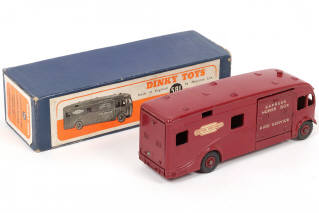 Lot 279 - DINKY TOYS (GB) (1)