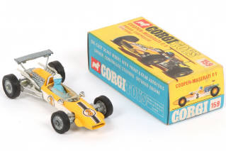 Lot 186 - CORGI TOYS (GB) (1)