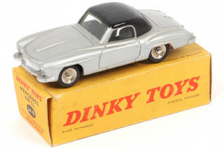 Lot 339 - DINKY TOYS (FRANCE) (1)