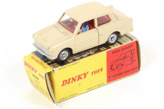 Lot 350 - DINKY TOYS (FRANCE) (1)