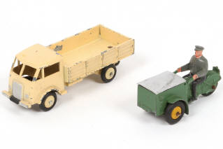 Lot 364 - DINKY TOYS (FRANCE) (2)
