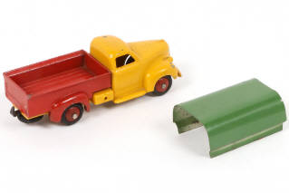 Lot 359 - DINKY TOYS (FRANCE) (1)