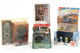 Lot 25 - DIVERS (9)