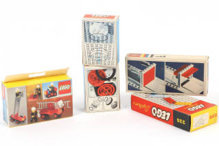 Lot 217 - LEGO (DANEMARK) (5)