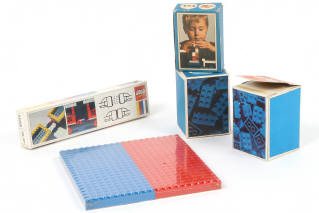 Lot 218 - LEGO (DANEMARK) (5)