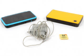 Lot 18 - NINTENDO (JAPON) (2)