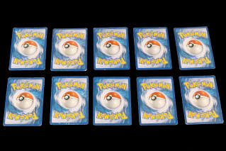 Lot 42 - POKEMON COMPANY (FRANCE) (10)