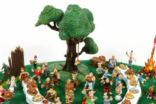 Lot 175 - PIXI (FRANCE) (1)