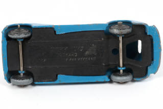 Lot 295 - DINKY TOYS (FRANCE) (1)