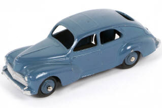 Lot 302 - DINKY TOYS (FRANCE) (1)