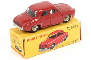 Lot 317 - DINKY TOYS (FRANCE) (1)