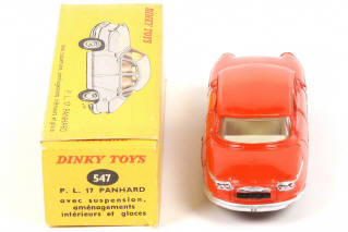 Lot 331 - DINKY TOYS (FRANCE) (1)