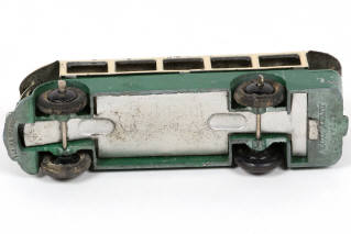 Lot 351 - DINKY TOYS (FRANCE) (1)