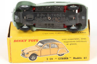 Lot 327 - DINKY TOYS (FRANCE) (1)