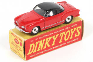 Lot 269 - DINKY TOYS (GB) (1)