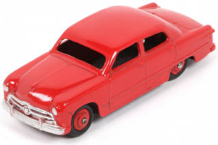 Lot 261 - DINKY TOYS (GB) (1)