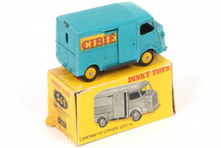 Lot 93 - DINKY TOYS (FRANCE) (1)
