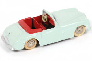 Lot 264 - DINKY TOYS (FRANCE) (1)