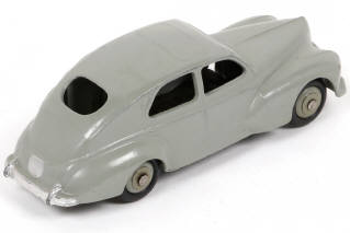 Lot 262 - DINKY TOYS (FRANCE) (1)
