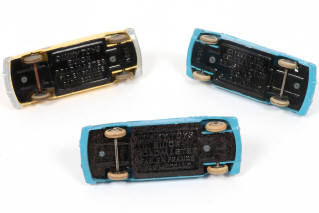 Lot 292 - DINKY TOYS (FRANCE) (3)