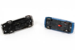 Lot 241 - DINKY TOYS (GB) (2)