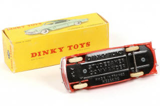 Lot 266 - DINKY TOYS (FRANCE) (1)