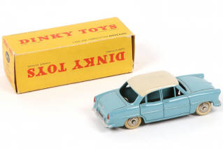 Lot 267 - DINKY TOYS (FRANCE) (1)