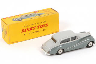 Lot 219 - DINKY TOYS (GB) (1)