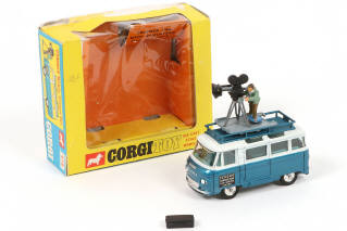 Lot 161 - CORGI TOYS (GB) (1)