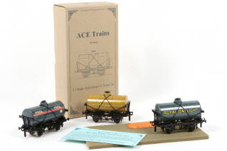 Lot 23 - ACE TRAINS 'O' (GB) (3)