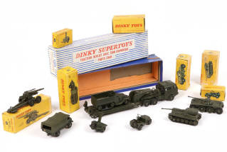 Lot 269 - DINKY TOYS (FRANCE) (8)