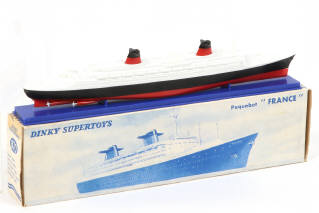 Lot 224 - DINKY TOYS (FRANCE) (1)