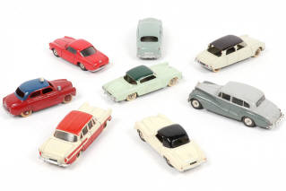 Lot 281 - DINKY TOYS (FRANCE) (8)