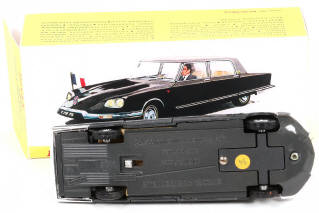 Lot 256 - DINKY TOYS (FRANCE) (1)