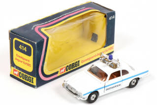 Lot 171 - CORGI TOYS (GB) (2)