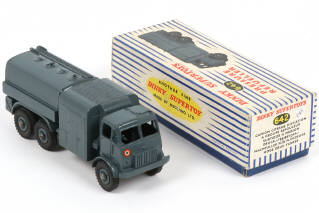 Lot 238 - DINKY TOYS (GB) (1)